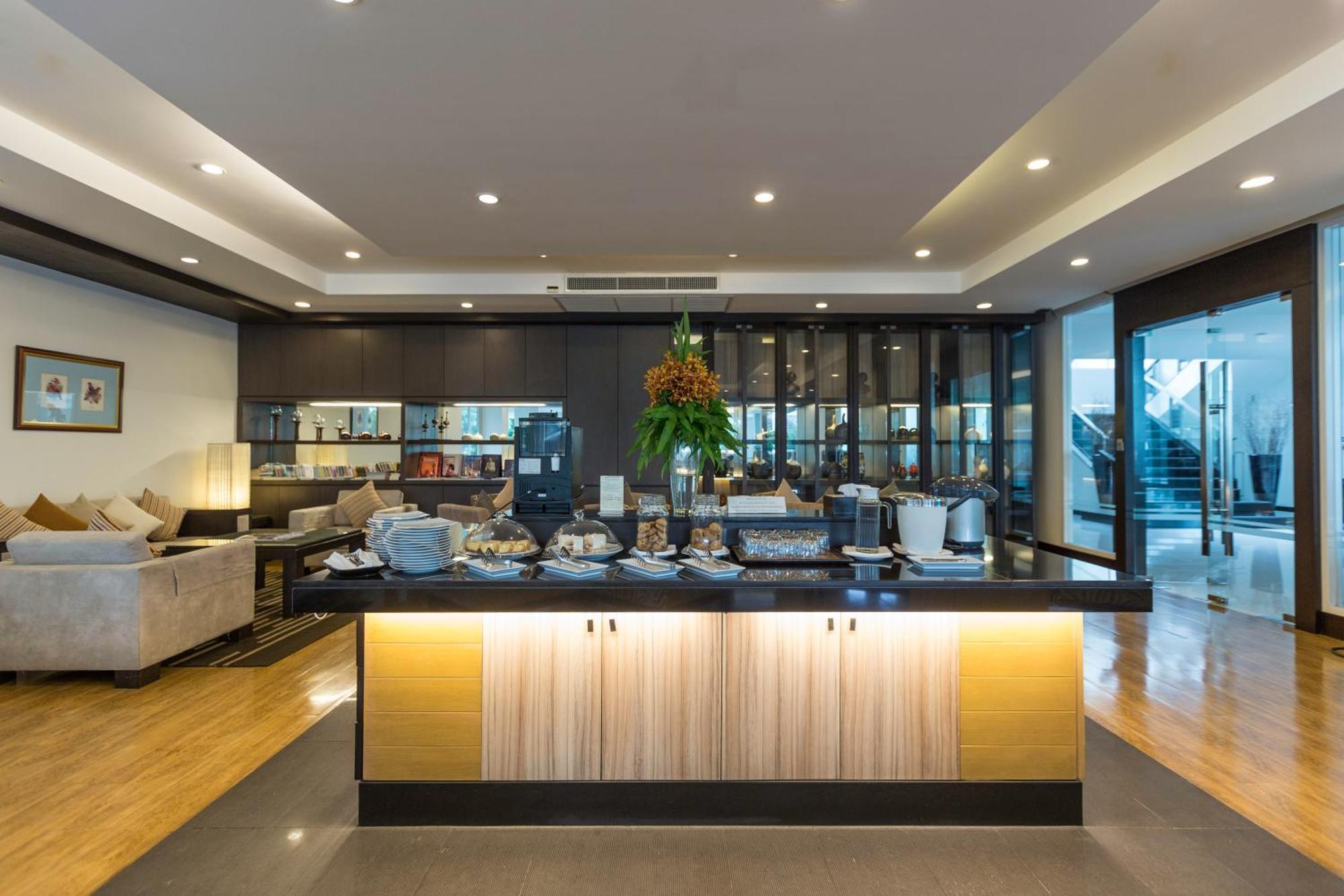 Kantary Hotel Kabinburi Zewnętrze zdjęcie