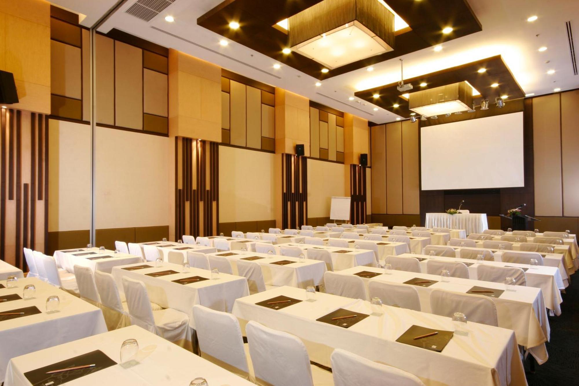 Kantary Hotel Kabinburi Zewnętrze zdjęcie
